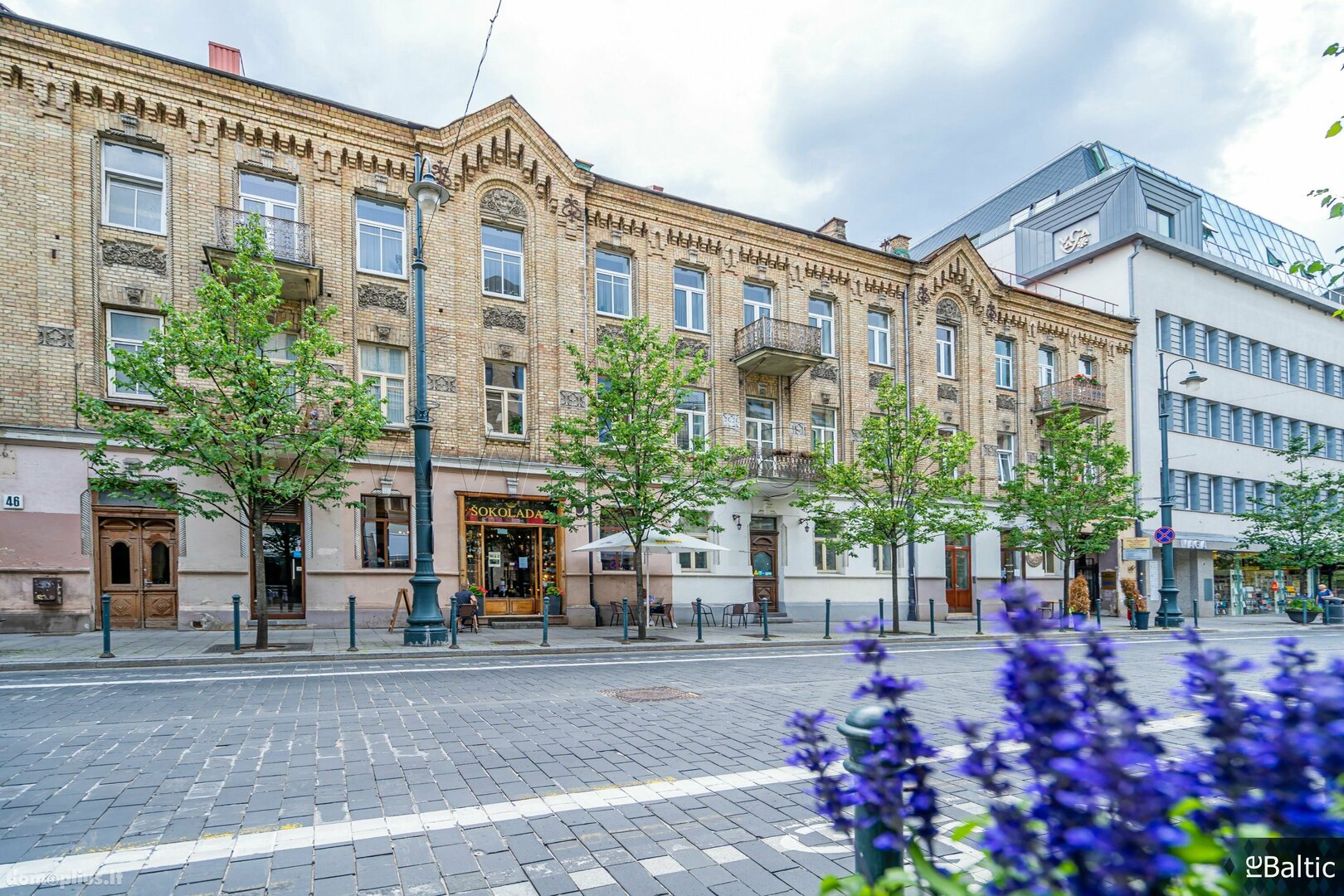Parduodamas 4 kambarių butas Vilniuje, Senamiestyje, Gedimino pr.