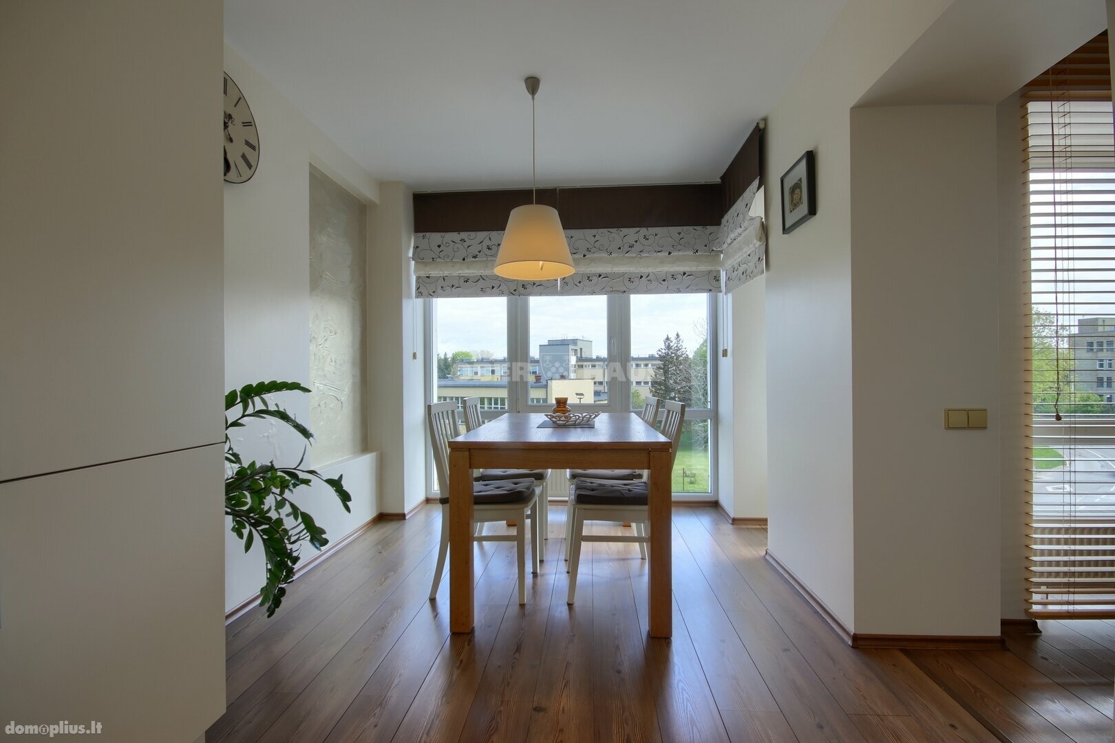 Продается 2 комнатная квартира Kaune, Šilainiuose
