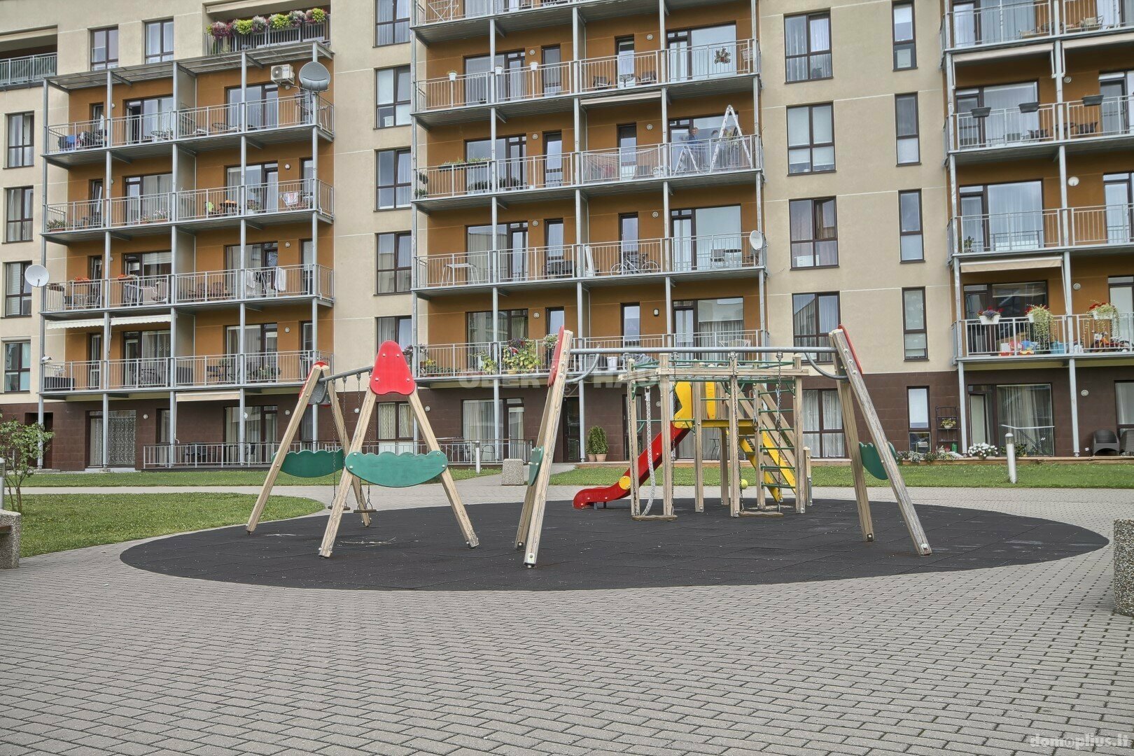 3 kambarių buto nuoma Vilniuje, Lazdynuose