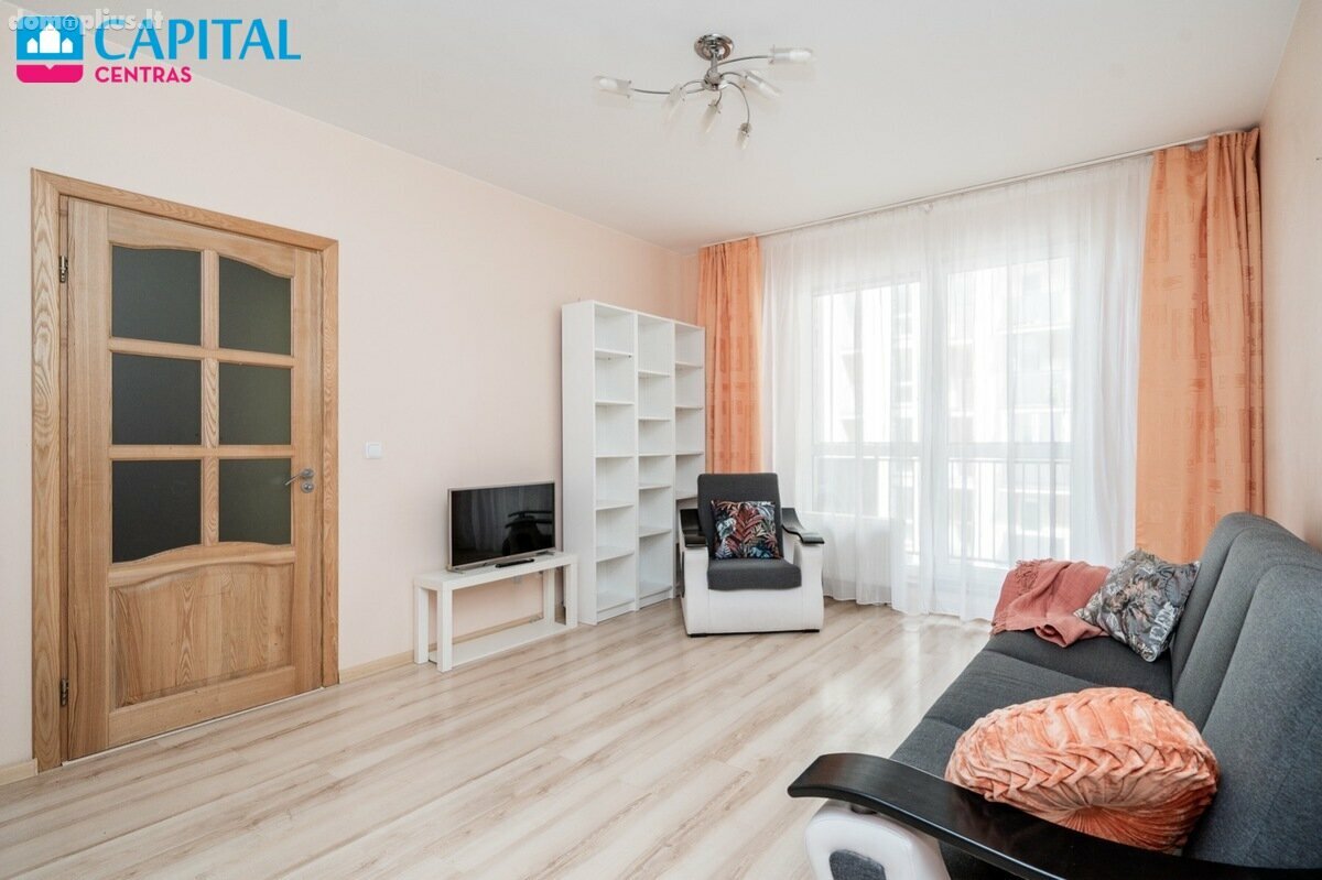 Продается 2 комнатная квартира Vilniuje, Fabijoniškėse, Salomėjos Nėries g.
