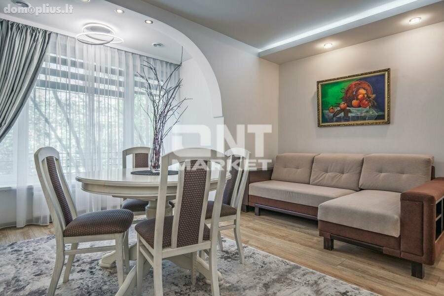 3 rooms apartment for sell Klaipėdoje, Centre, Birutės g.