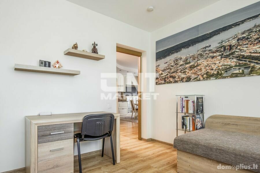 3 rooms apartment for sell Klaipėdoje, Centre, Birutės g.