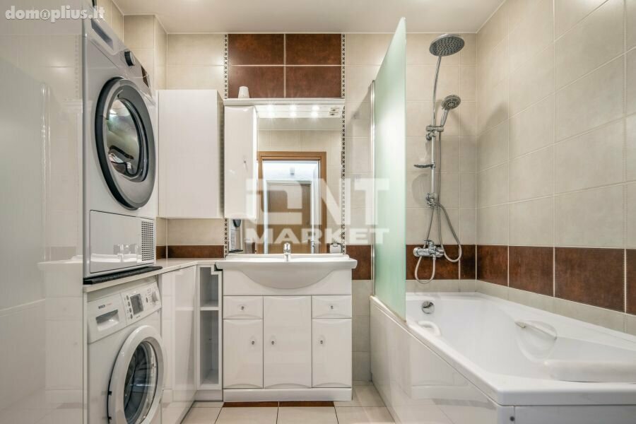 3 rooms apartment for sell Klaipėdoje, Centre, Birutės g.