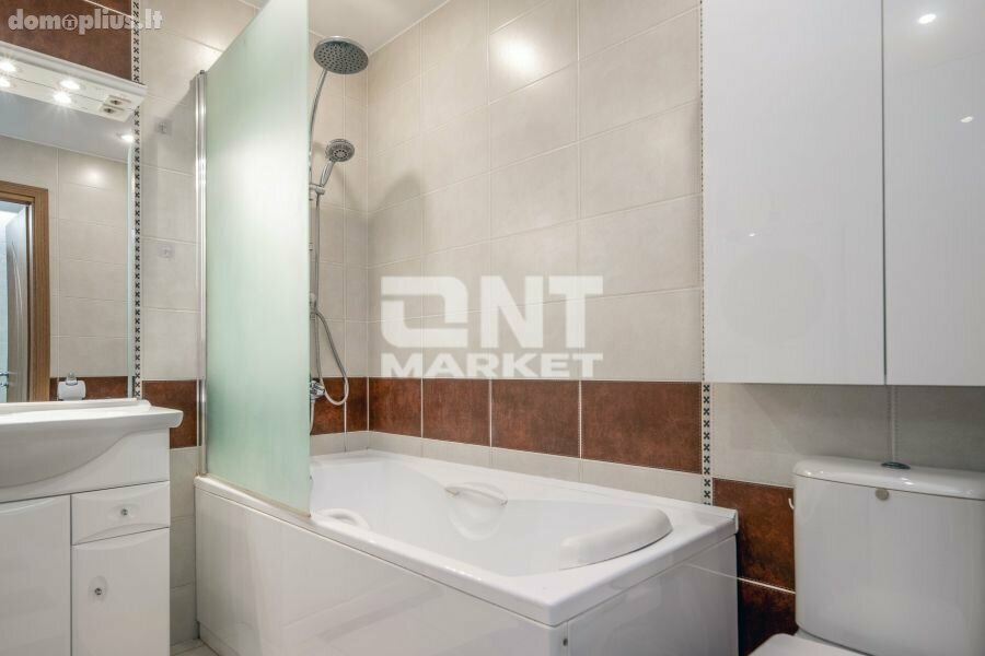 3 rooms apartment for sell Klaipėdoje, Centre, Birutės g.