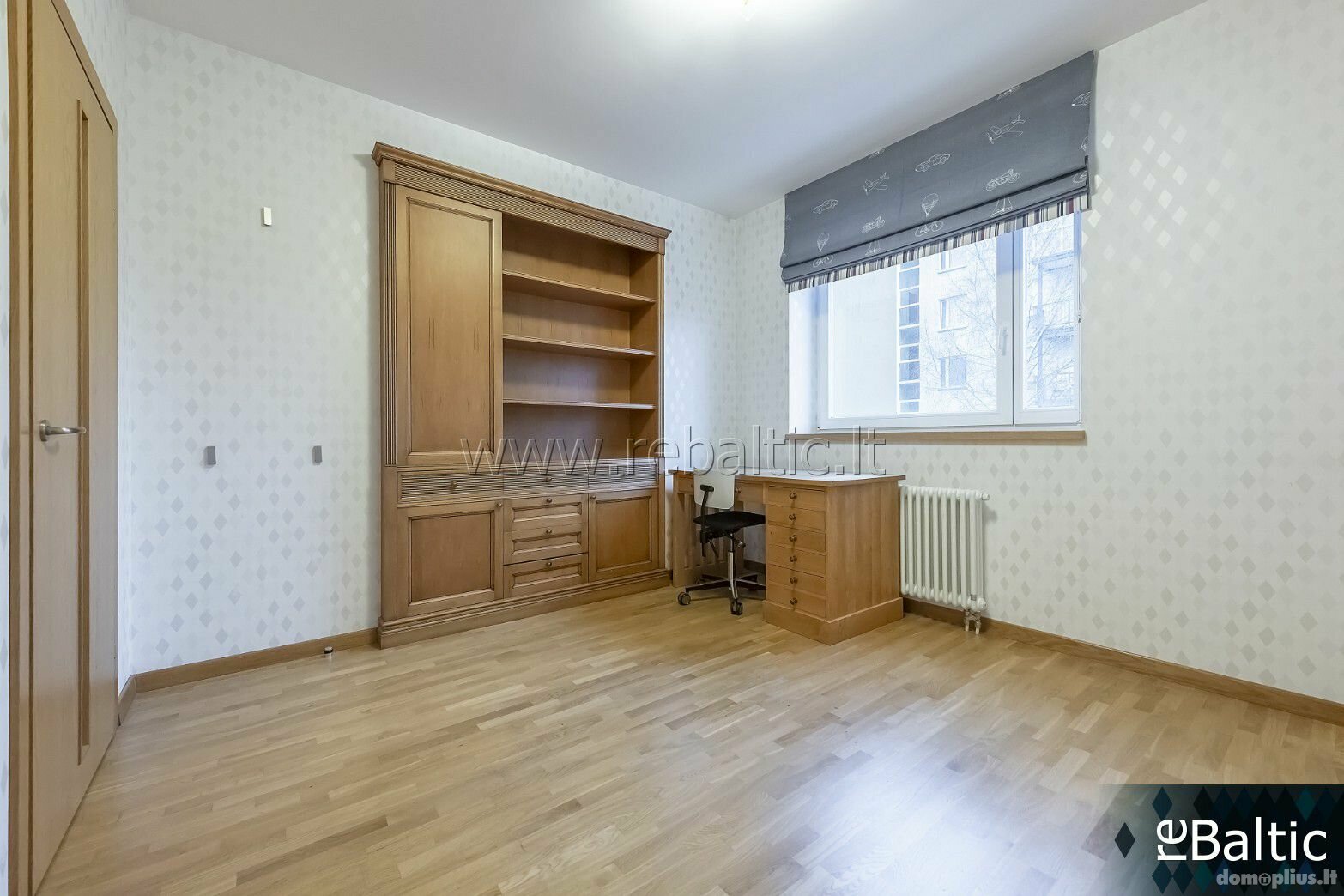 Parduodamas 3 kambarių butas Vilniuje, Antakalnyje, Žolyno g.