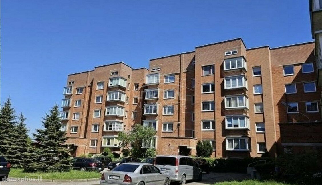 Parduodamas 3 kambarių butas Klaipėdoje, Žvejybos uostas, Nidos g.