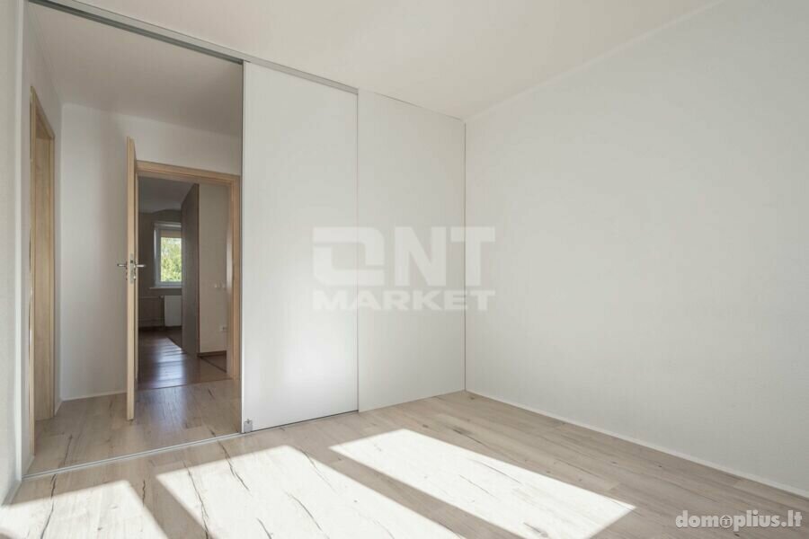 3 rooms apartment for sell Klaipėdoje, Centre, Vytauto g.