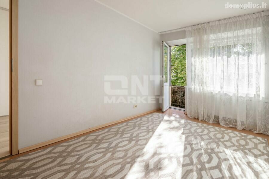 3 rooms apartment for sell Klaipėdoje, Centre, Vytauto g.