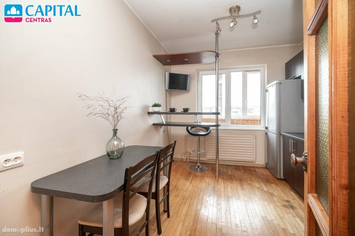 Продается 3 комнатная квартира Vilniuje, Pašilaičiuose, Medeinos g.