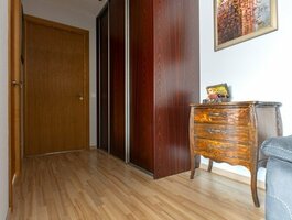 Parduodamas 4 kambarių butas Klaipėdoje, Varpuose, Varpų g.