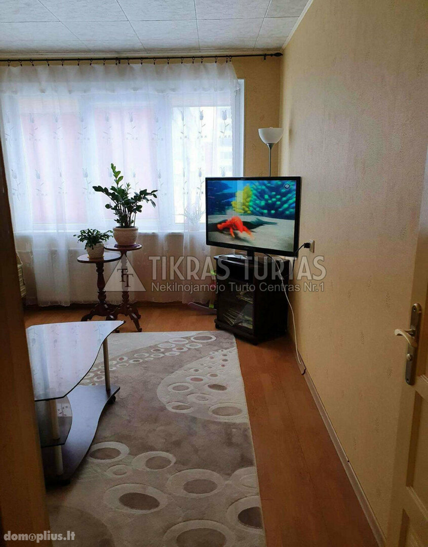 Parduodamas 3 kambarių butas Klaipėdoje, Naujakiemyje, Naujakiemio g.