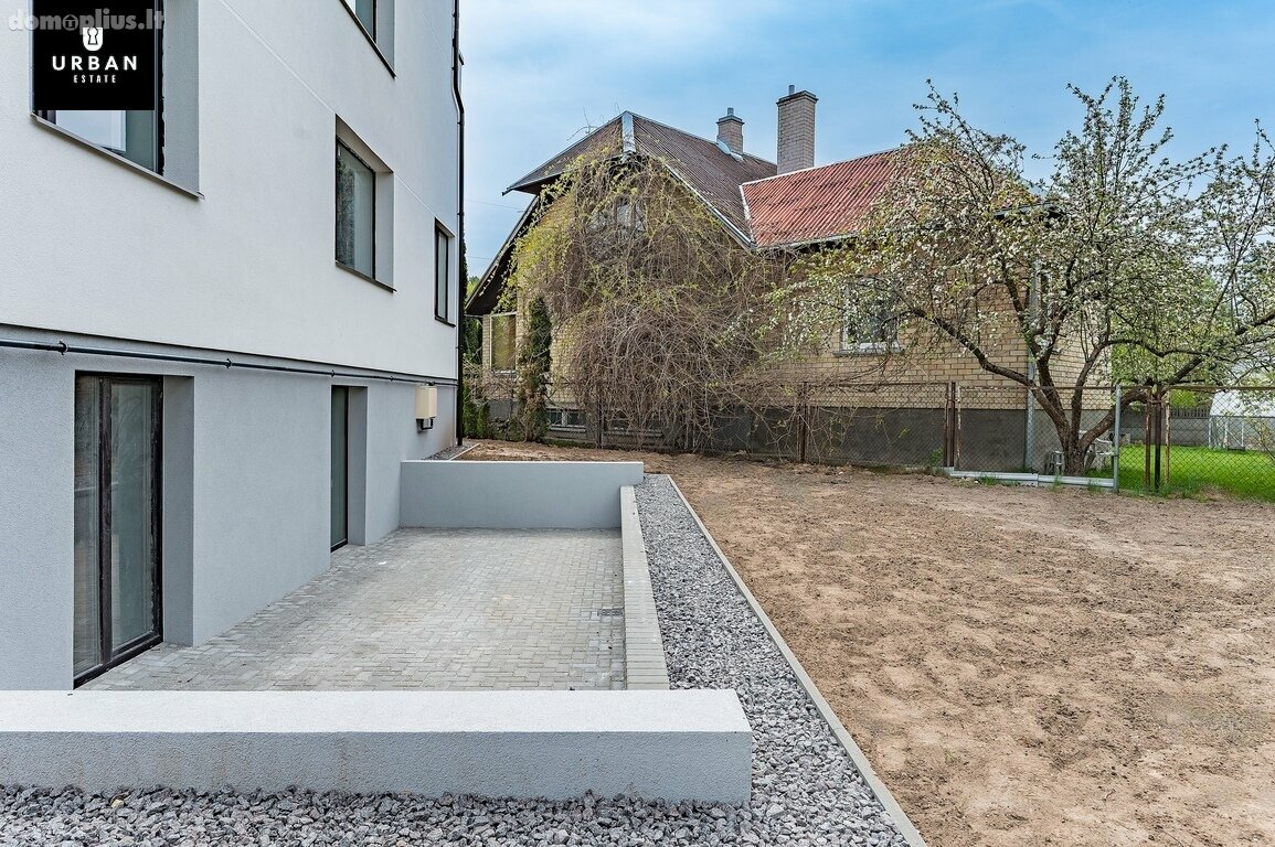 Parduodamas 2 kambarių butas Vilniuje, Lazdynėliuose, Sutemų g.
