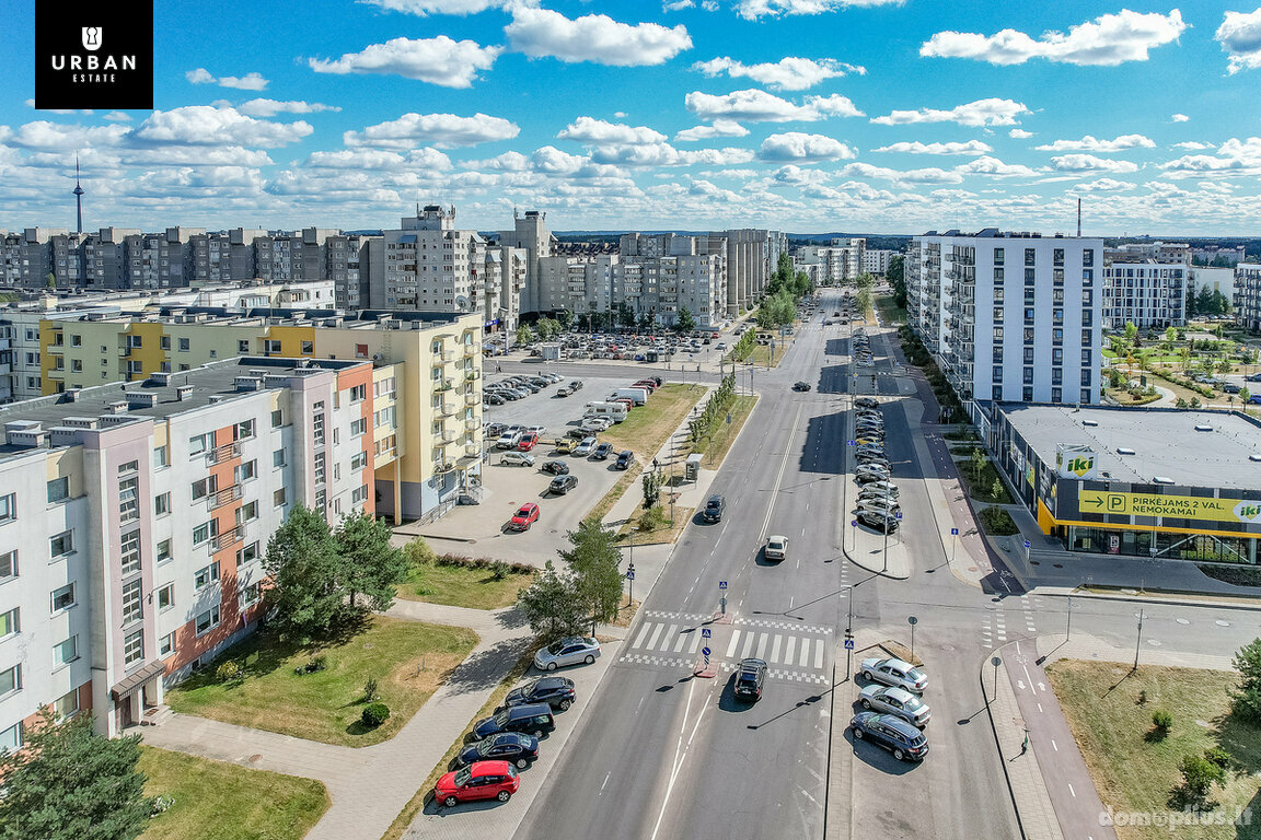 Parduodamas 4 kambarių butas Vilniuje, Pilaitėje, Karaliaučiaus g.