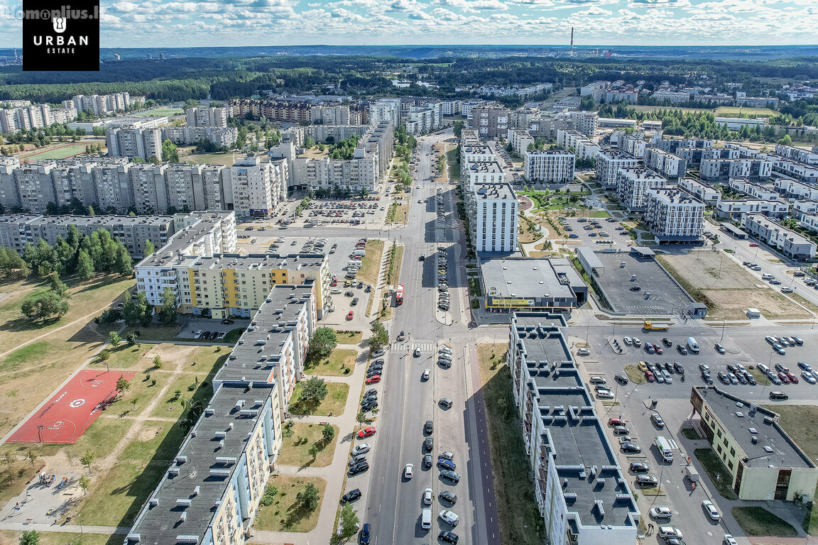 Parduodamas 4 kambarių butas Vilniuje, Pilaitėje, Karaliaučiaus g.