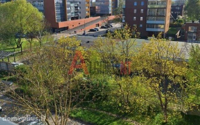 Parduodamas 2 kambarių butas Klaipėdoje, Vėtrungėje, Birutės g.