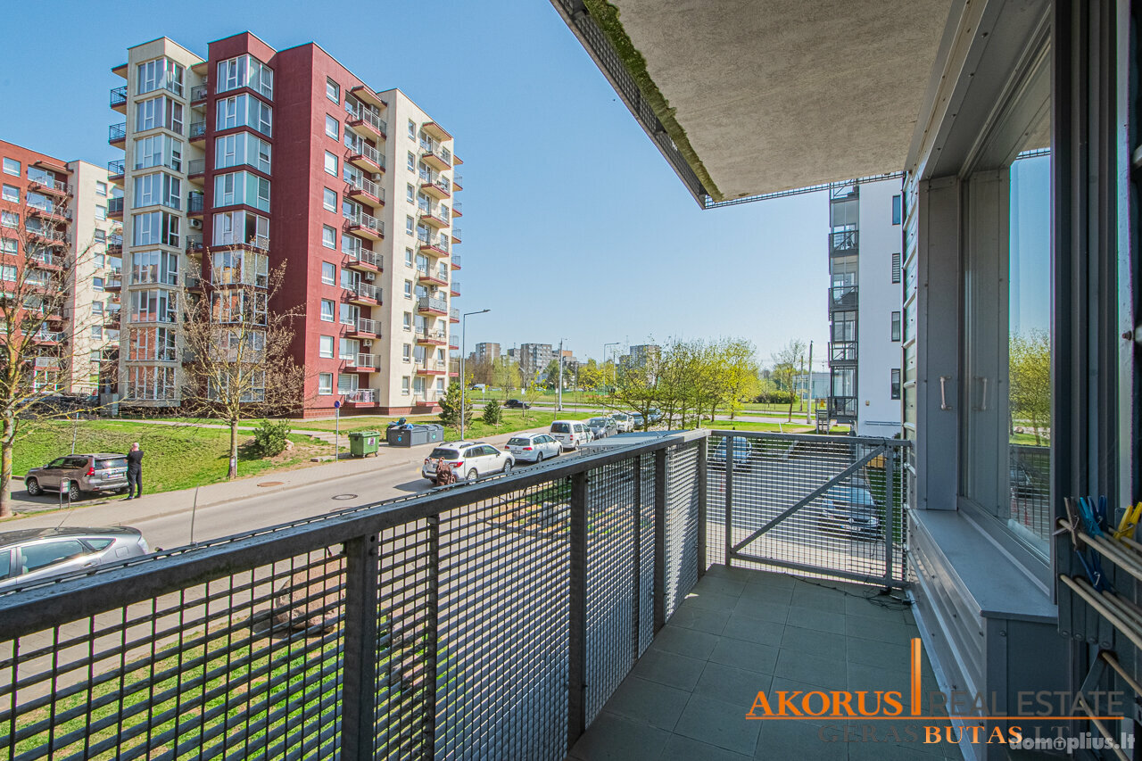 Parduodamas 3 kambarių butas Vilniuje, Pašilaičiuose, Sviliškių g.