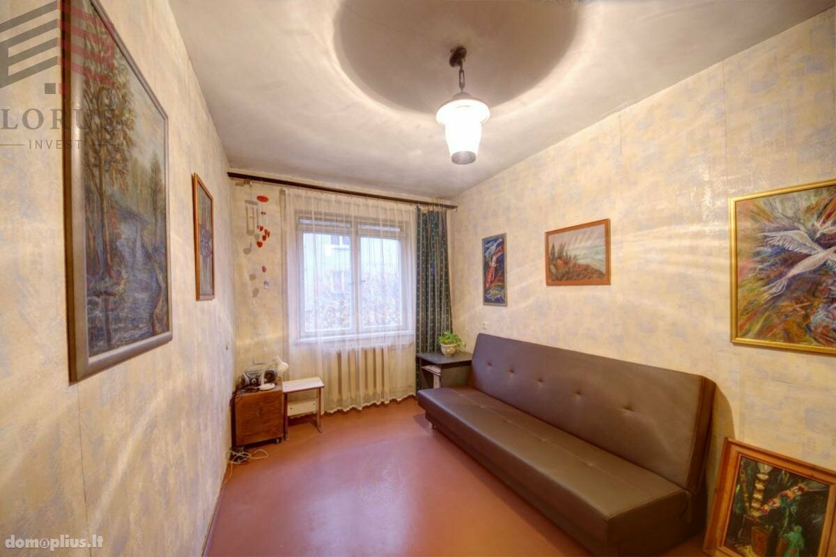 Parduodamas 3 kambarių butas Vilniuje, Naujamiestyje, Savanorių pr.
