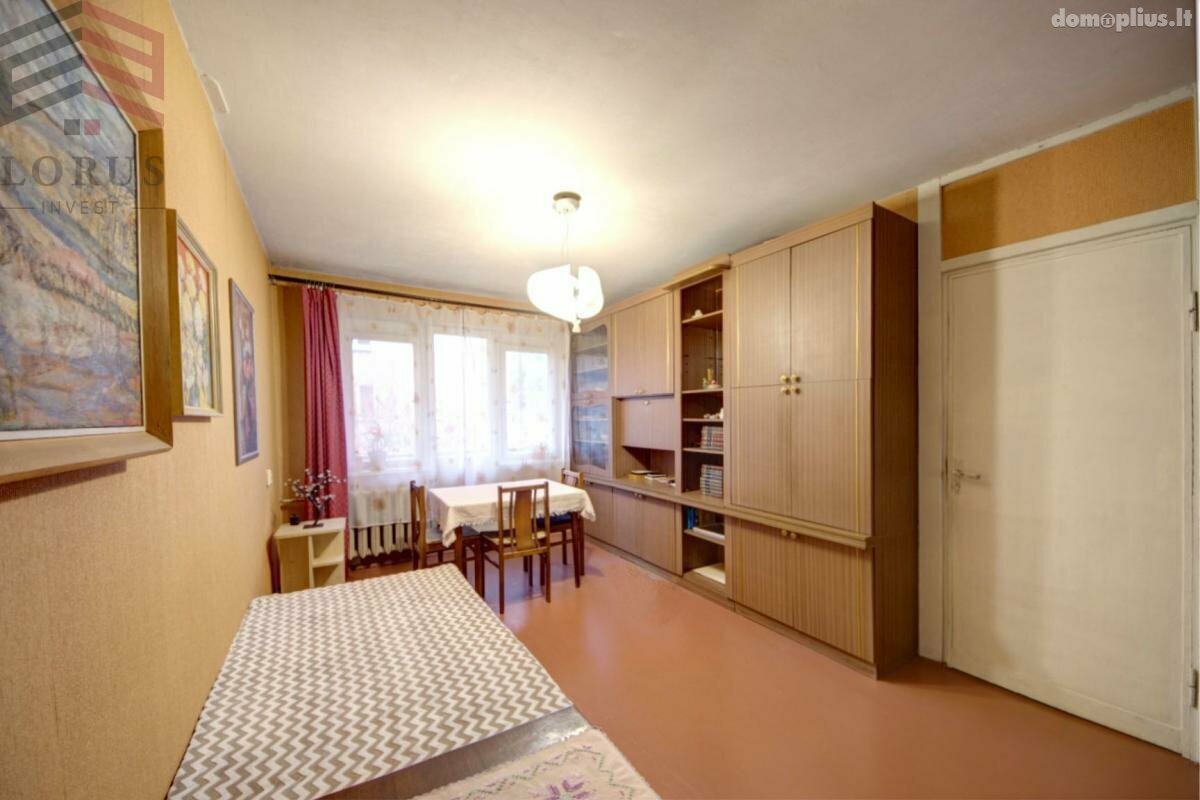 Parduodamas 3 kambarių butas Vilniuje, Naujamiestyje, Savanorių pr.