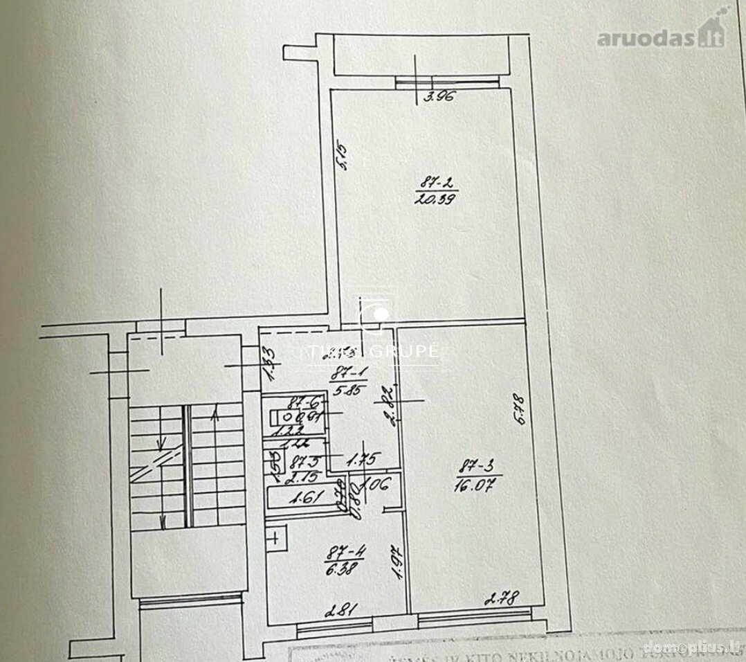 Parduodamas 2 kambarių butas Klaipėdoje, Vėtrungėje, Paryžiaus Komunos g.