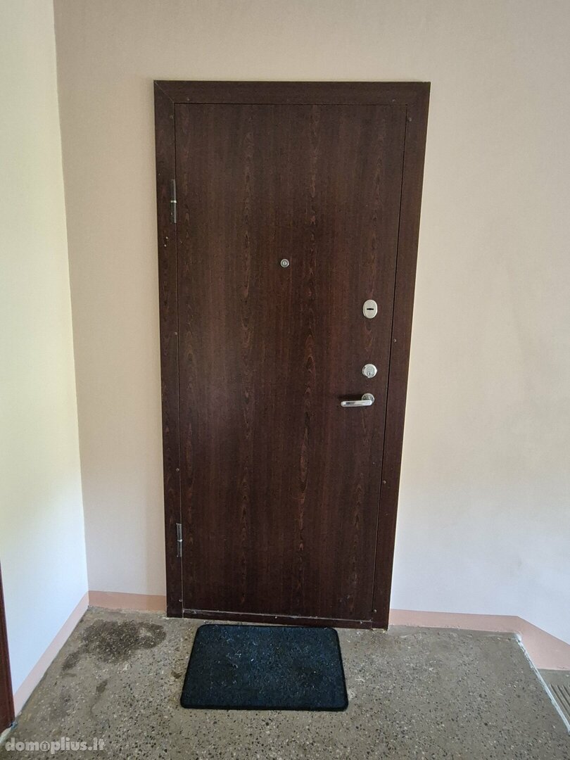 Parduodamas 3 kambarių butas Akmenės rajono sav., Naujoji Akmenė, Ramučių g.