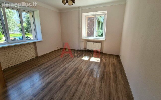 Parduodamas 2 kambarių butas Klaipėdoje, Žvejybos uostas, Sulupės g.