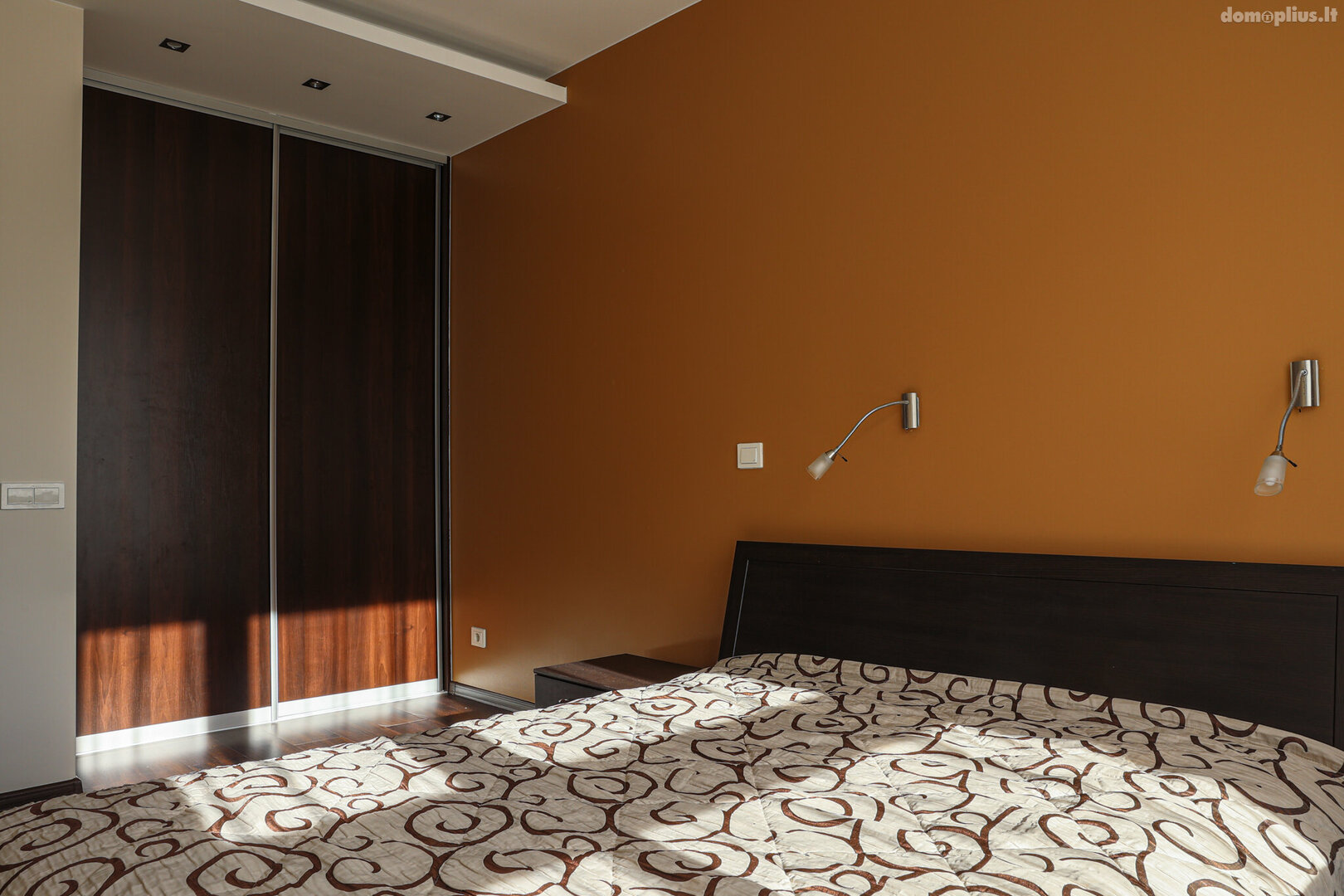 3 rooms apartment for rent Vilniuje, Naujamiestyje, S. Konarskio g.