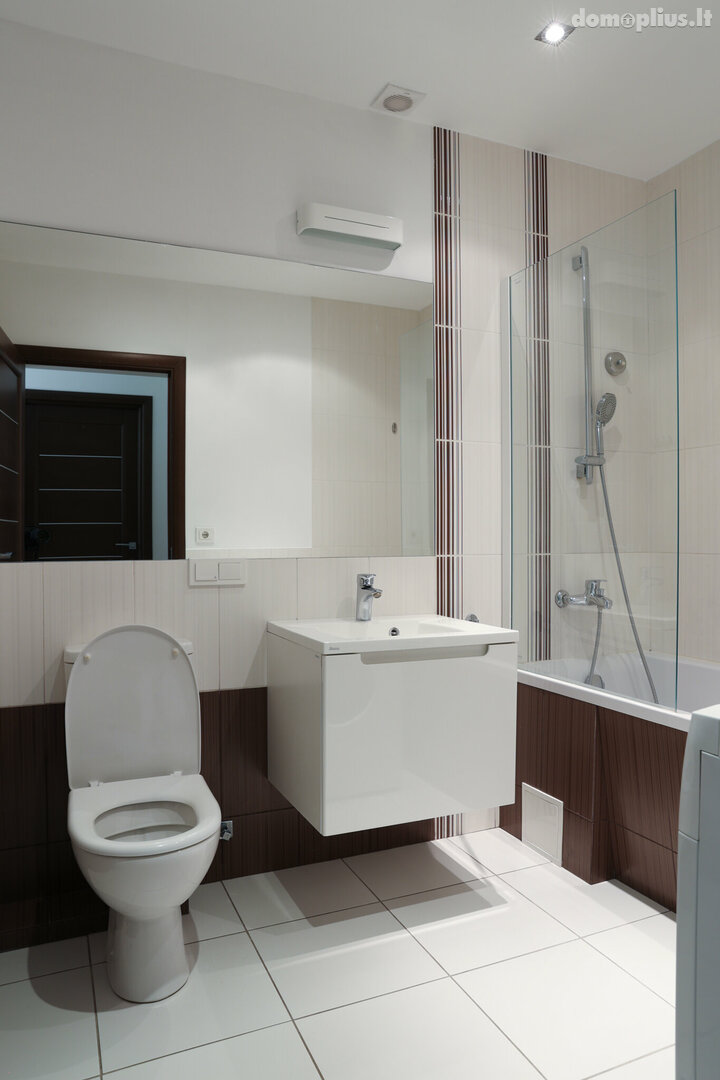 3 rooms apartment for rent Vilniuje, Naujamiestyje, S. Konarskio g.