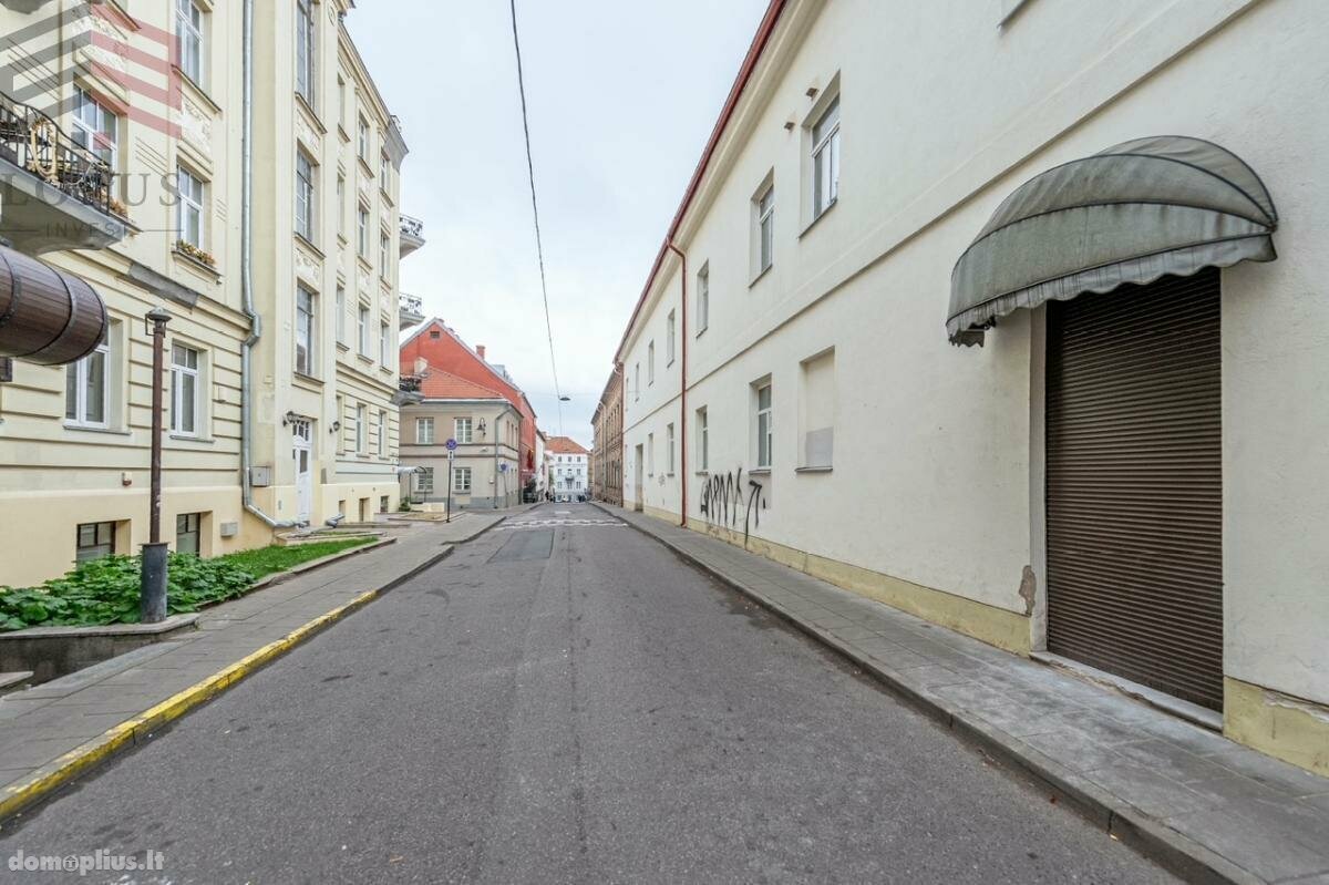 Parduodamas 3 kambarių butas Vilniuje, Senamiestyje, Labdarių g.