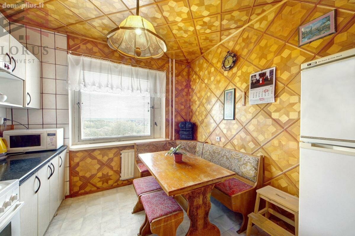 Parduodamas 3 kambarių butas Vilniuje, Šeškinėje, Gelvonų g.