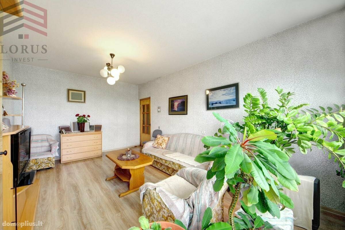 Parduodamas 3 kambarių butas Vilniuje, Šeškinėje, Gelvonų g.