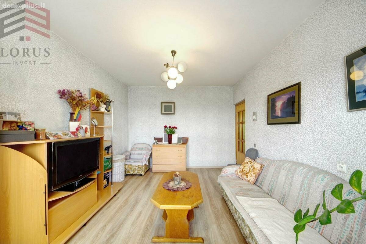 Parduodamas 3 kambarių butas Vilniuje, Šeškinėje, Gelvonų g.