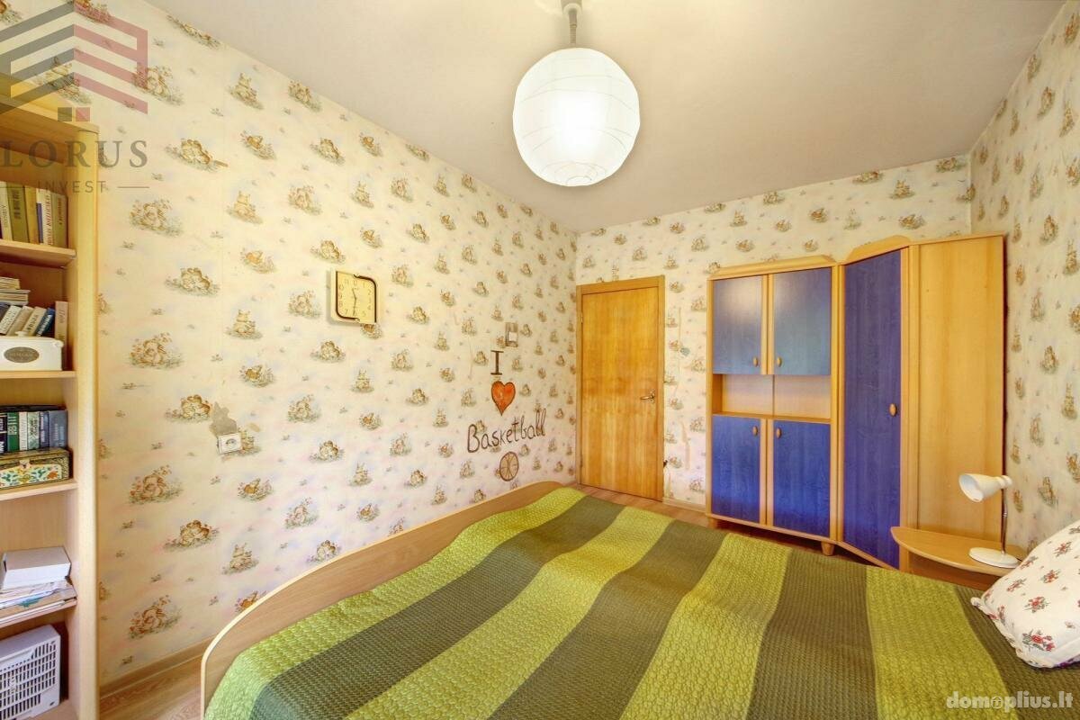 Parduodamas 3 kambarių butas Vilniuje, Šeškinėje, Gelvonų g.