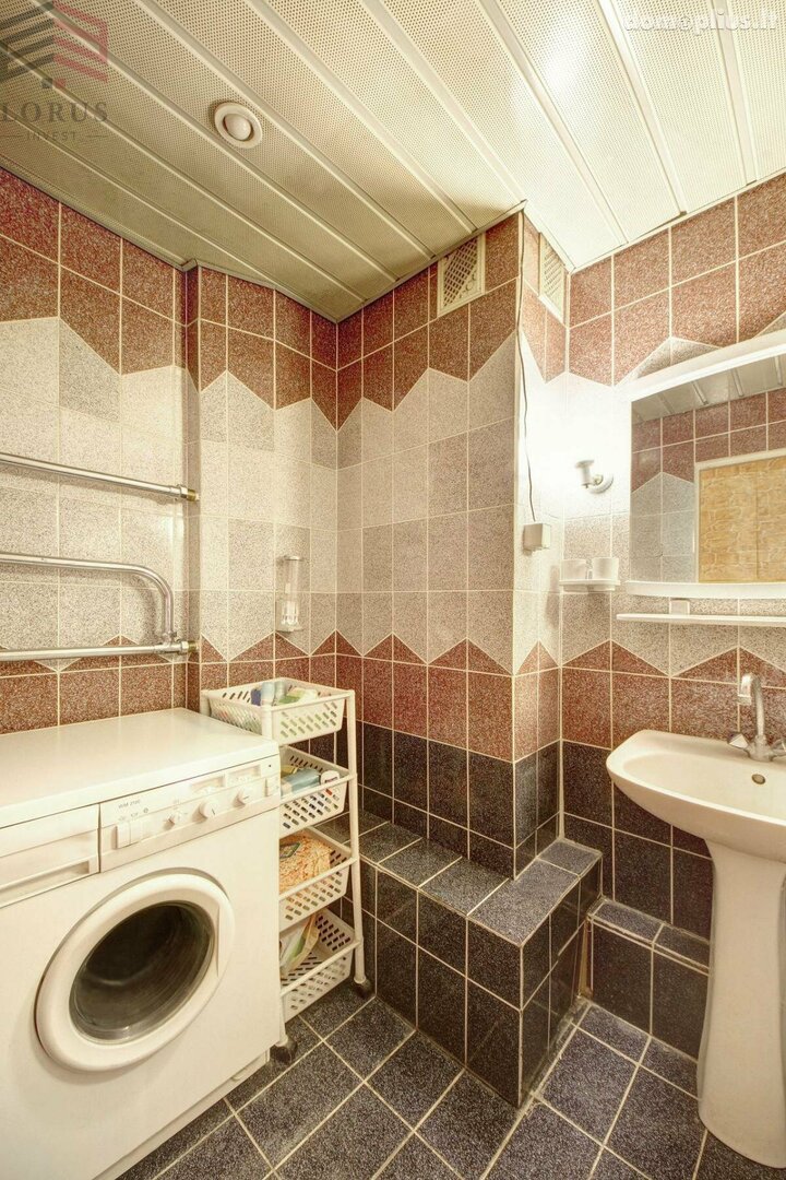 Parduodamas 3 kambarių butas Vilniuje, Šeškinėje, Gelvonų g.