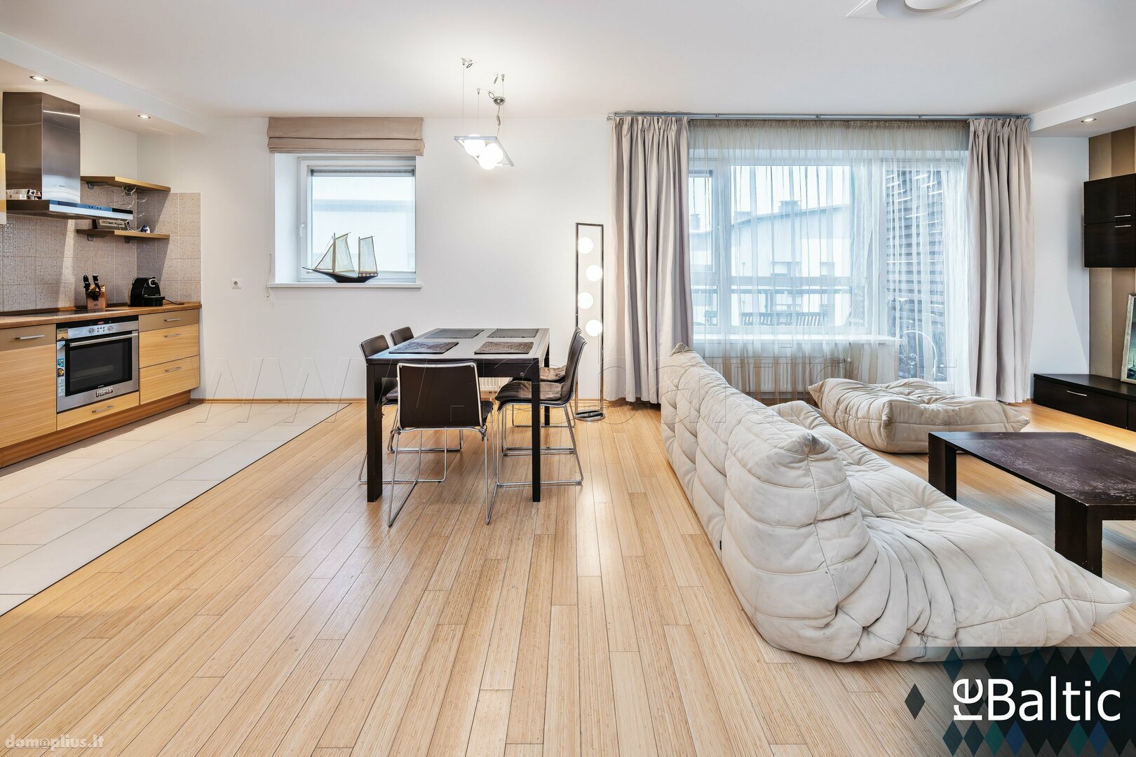 Продается 4 комнатная квартира Vilniuje, Santariškėse, Santariškių g.