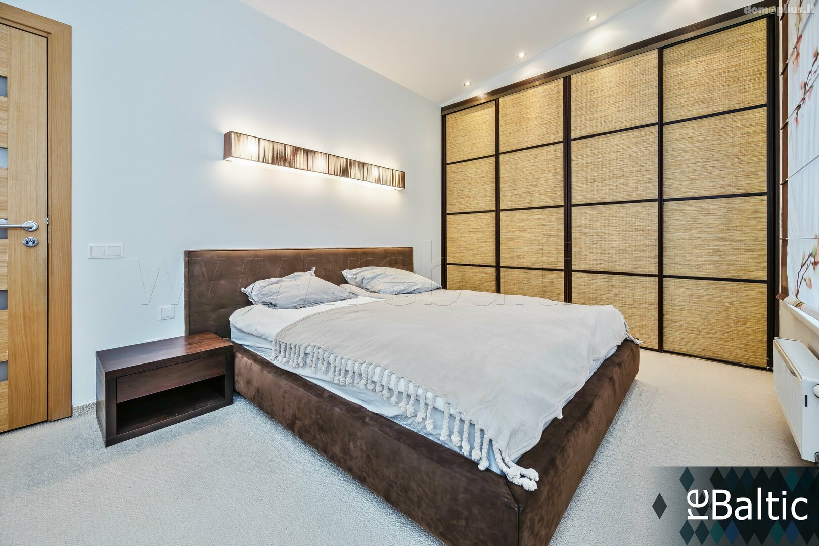 Продается 4 комнатная квартира Vilniuje, Santariškėse, Santariškių g.