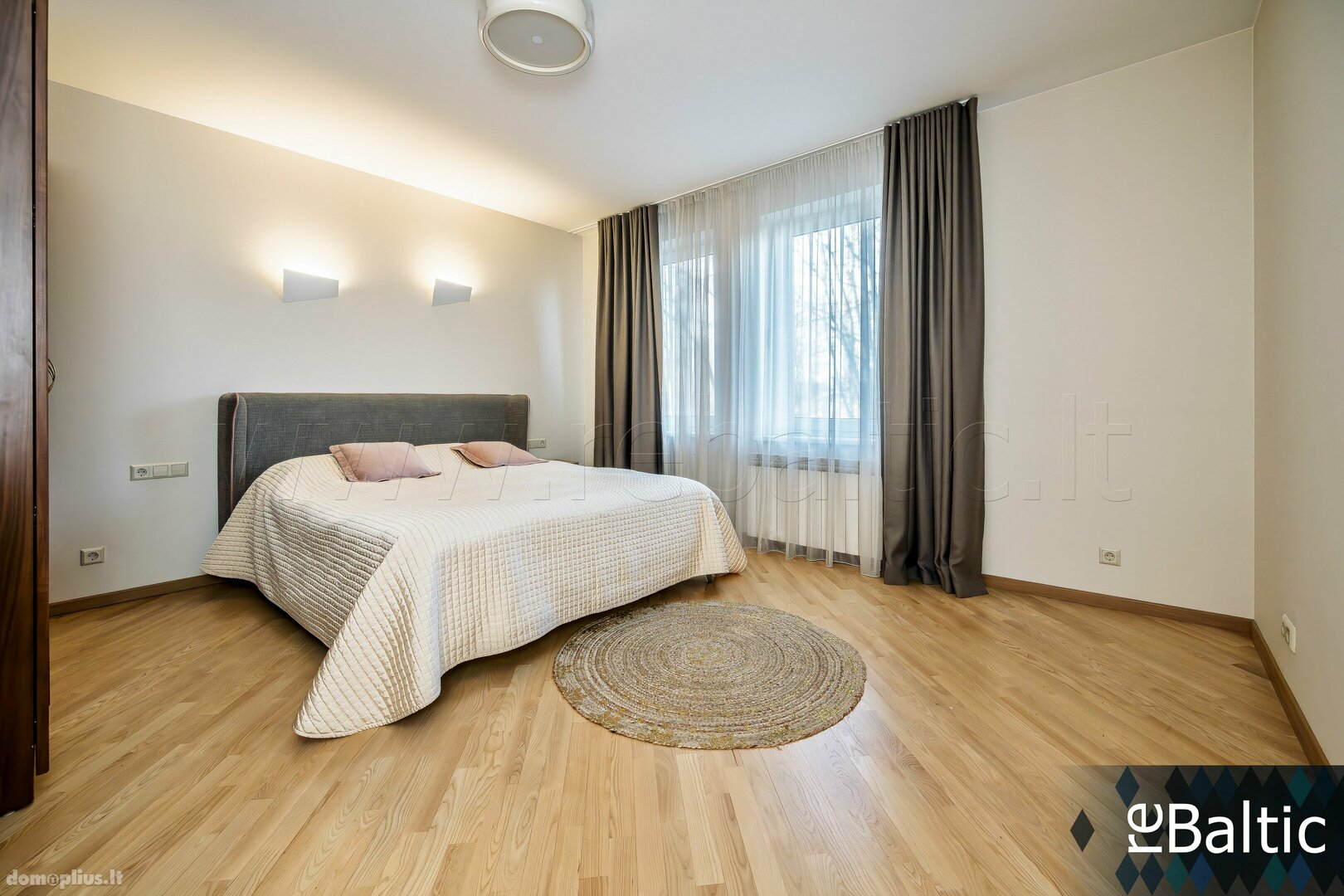Продается 3 комнатная квартира Vilniuje, Senamiestyje, Pamėnkalnio g.