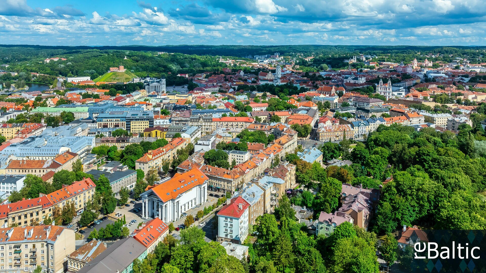 Продается 3 комнатная квартира Vilniuje, Senamiestyje, Pamėnkalnio g.