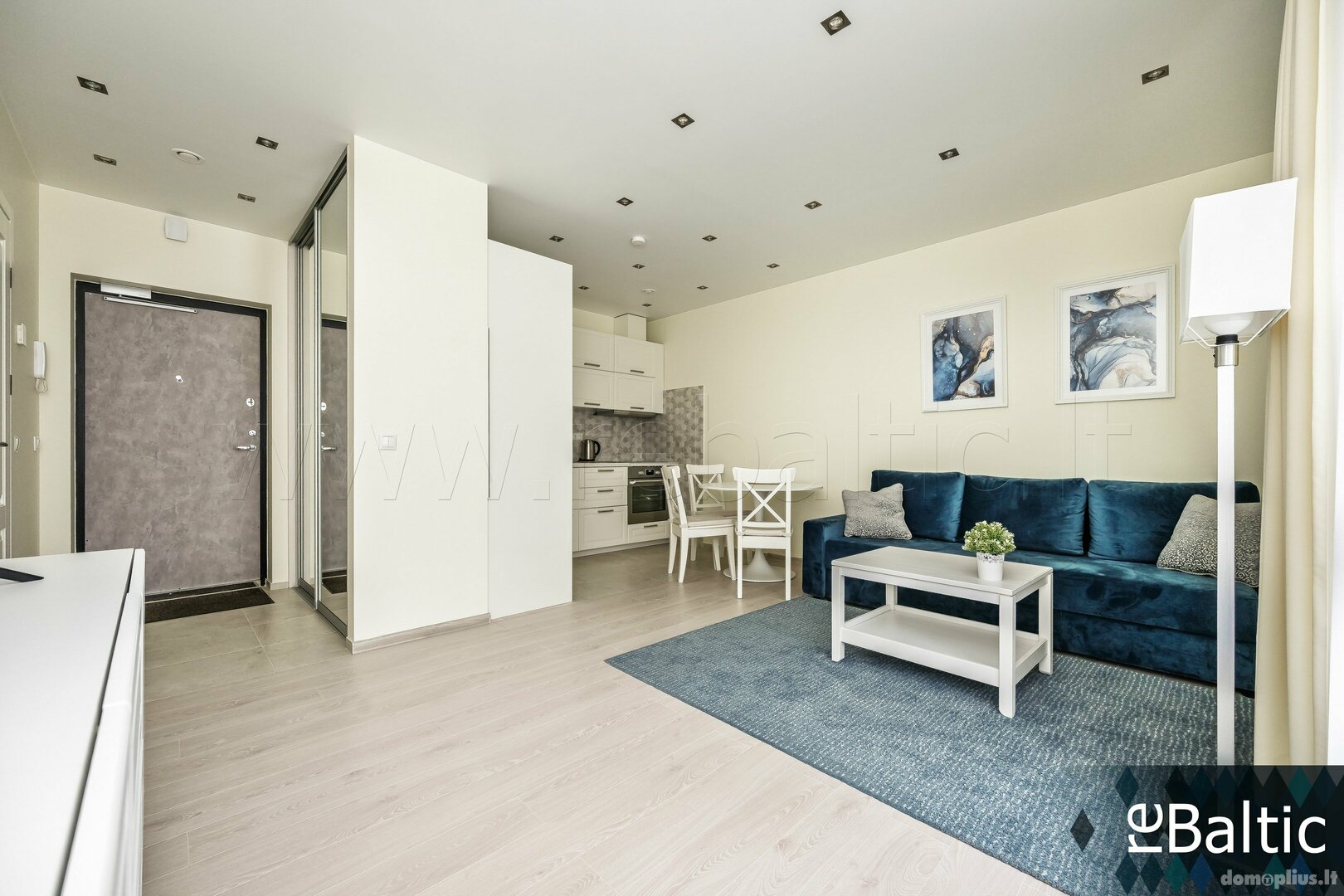 Продается 2 комнатная квартира Vilniuje, Šnipiškėse, Kernavės g.