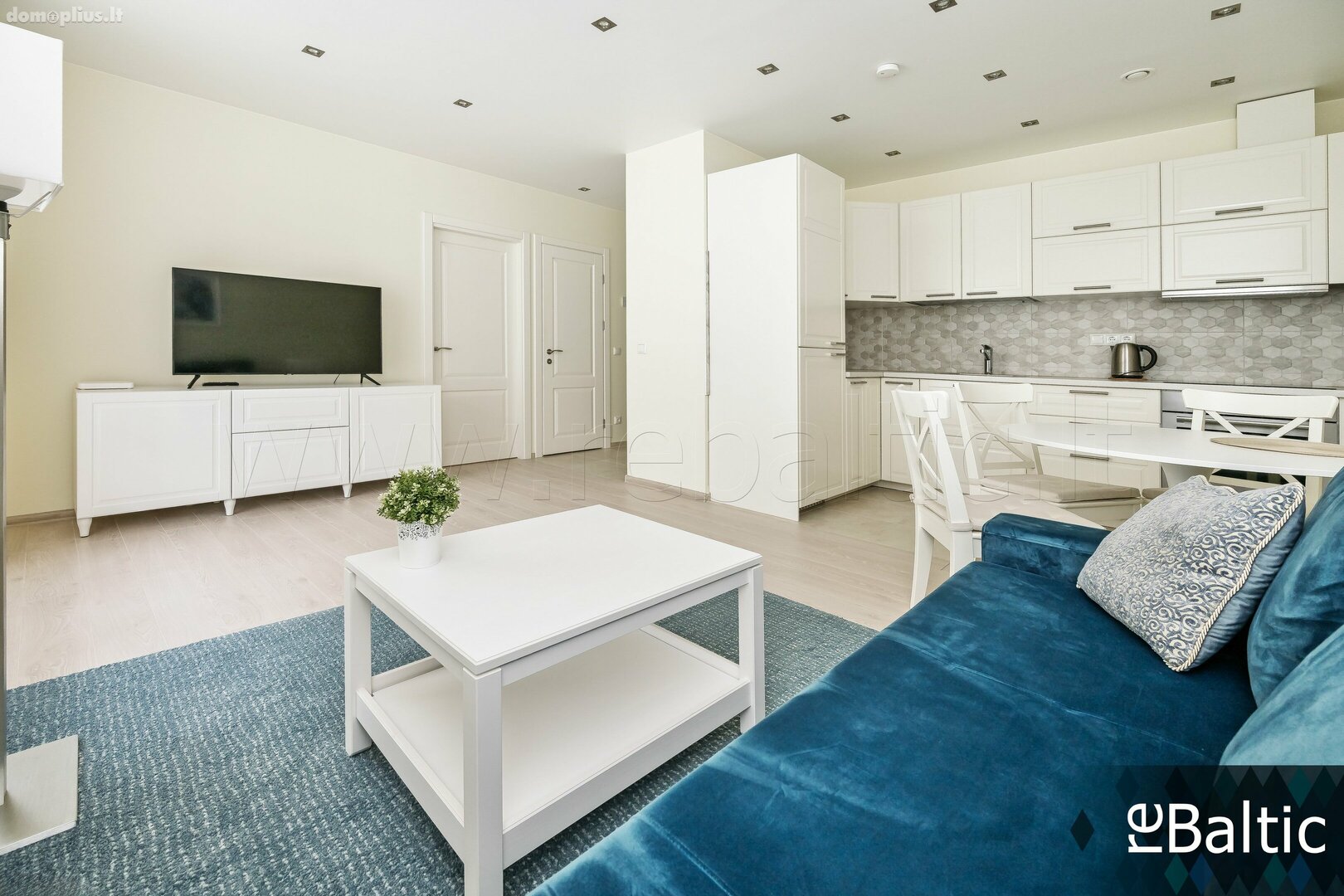 Продается 2 комнатная квартира Vilniuje, Šnipiškėse, Kernavės g.