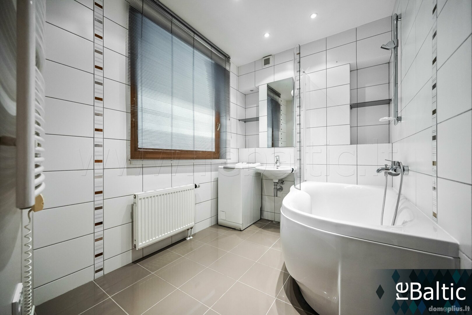 2 rooms apartment for sell Vilniuje, Naujamiestyje, S. Konarskio g.