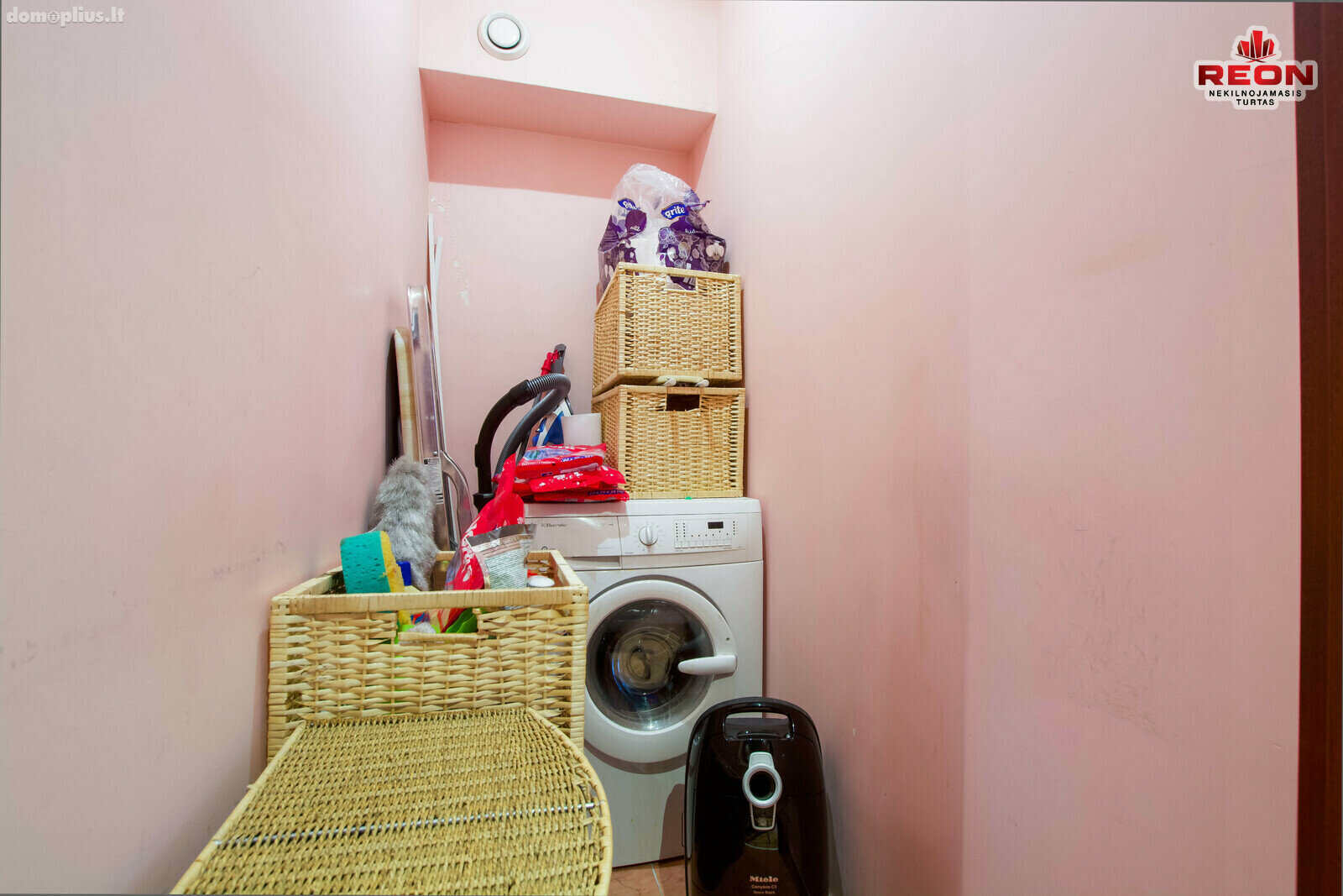 2 rooms apartment for rent Vilniuje, Šeškinėje, Šeškinės g.