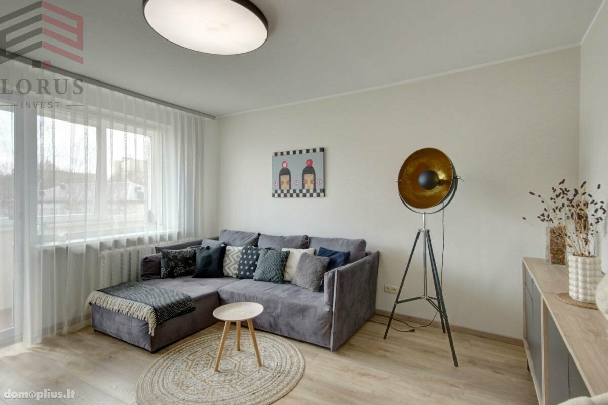 2 rooms apartment for sell Vilniuje, Naujininkuose, Dzūkų g.