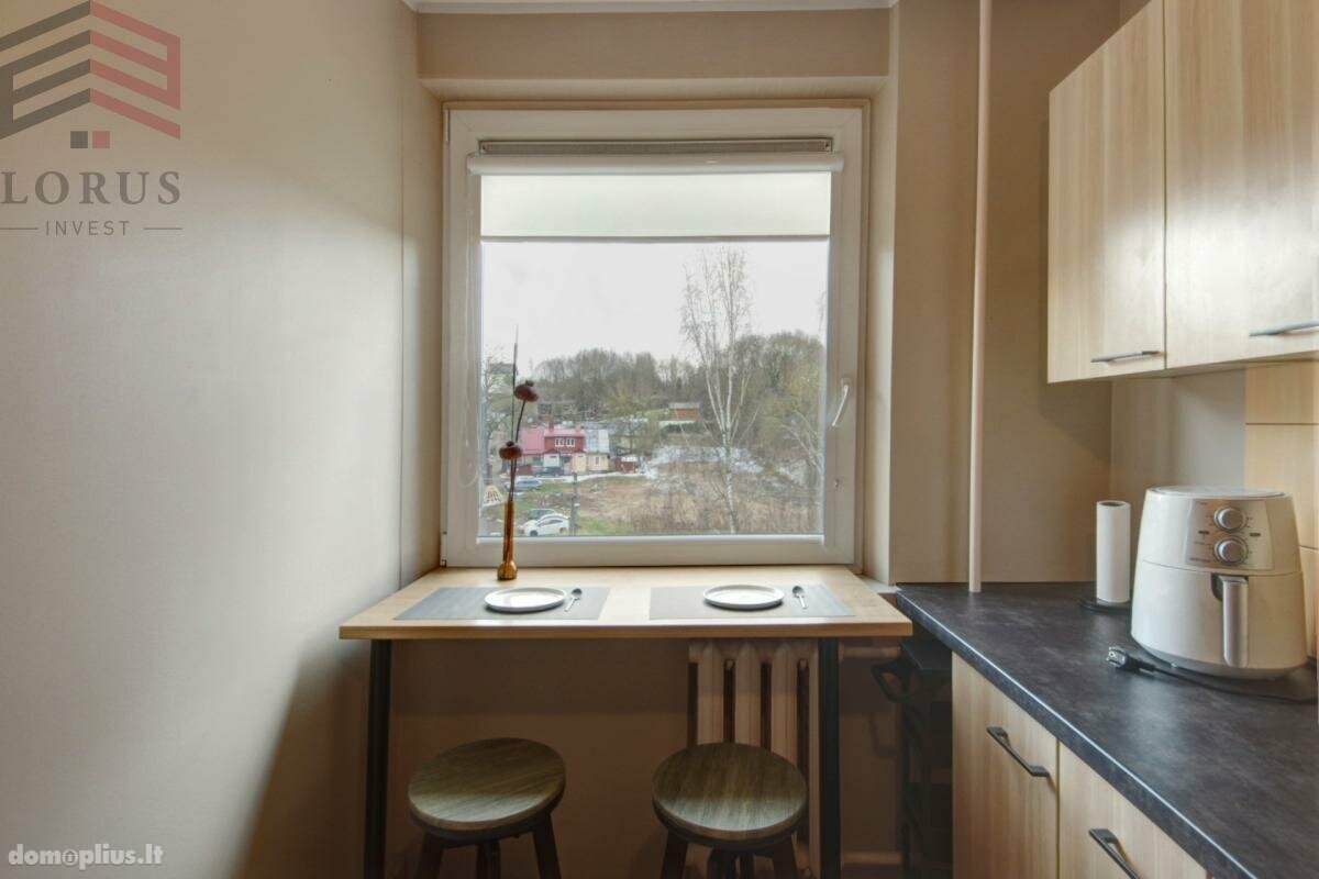 2 rooms apartment for sell Vilniuje, Naujininkuose, Dzūkų g.