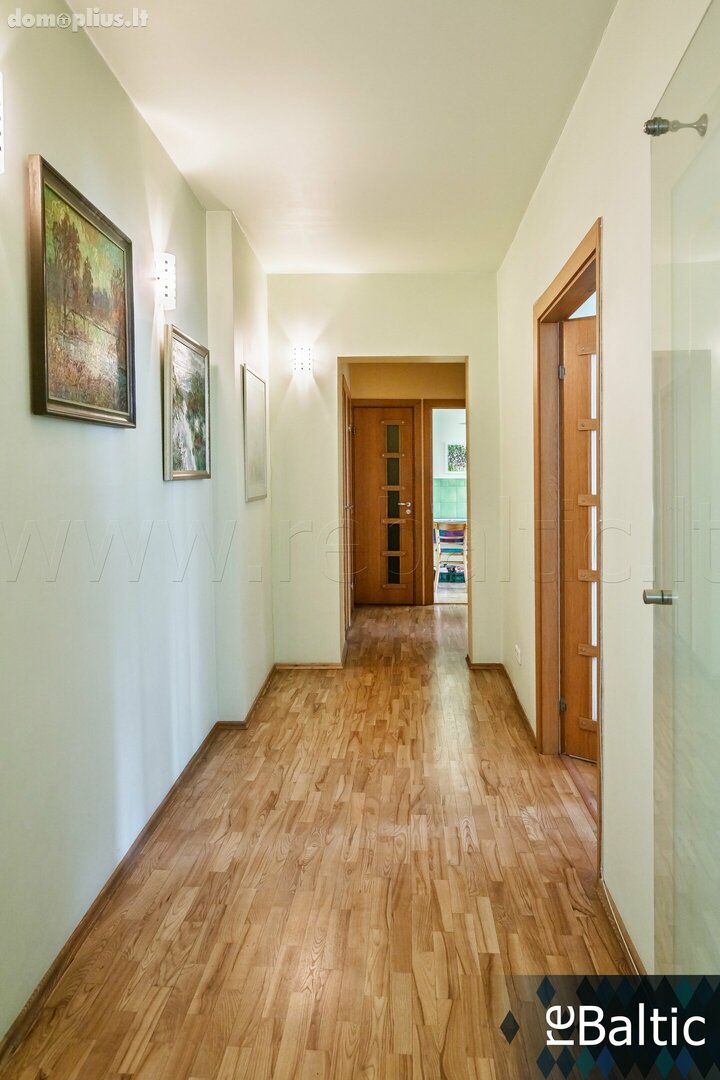 3 rooms apartment for sell Vilniuje, Senamiestyje, Šv. Mikalojaus g.