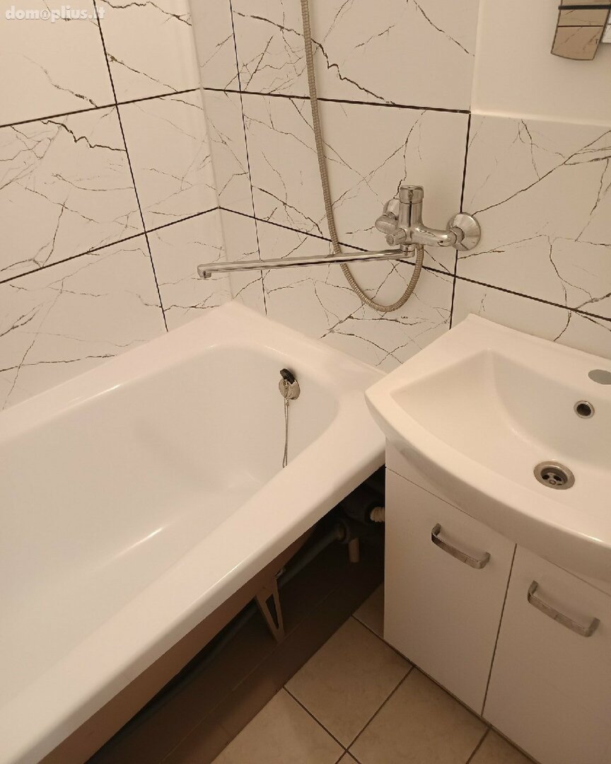 Parduodamas 2 kambarių butas Klaipėdoje, Alksnynėje, Nidos g.