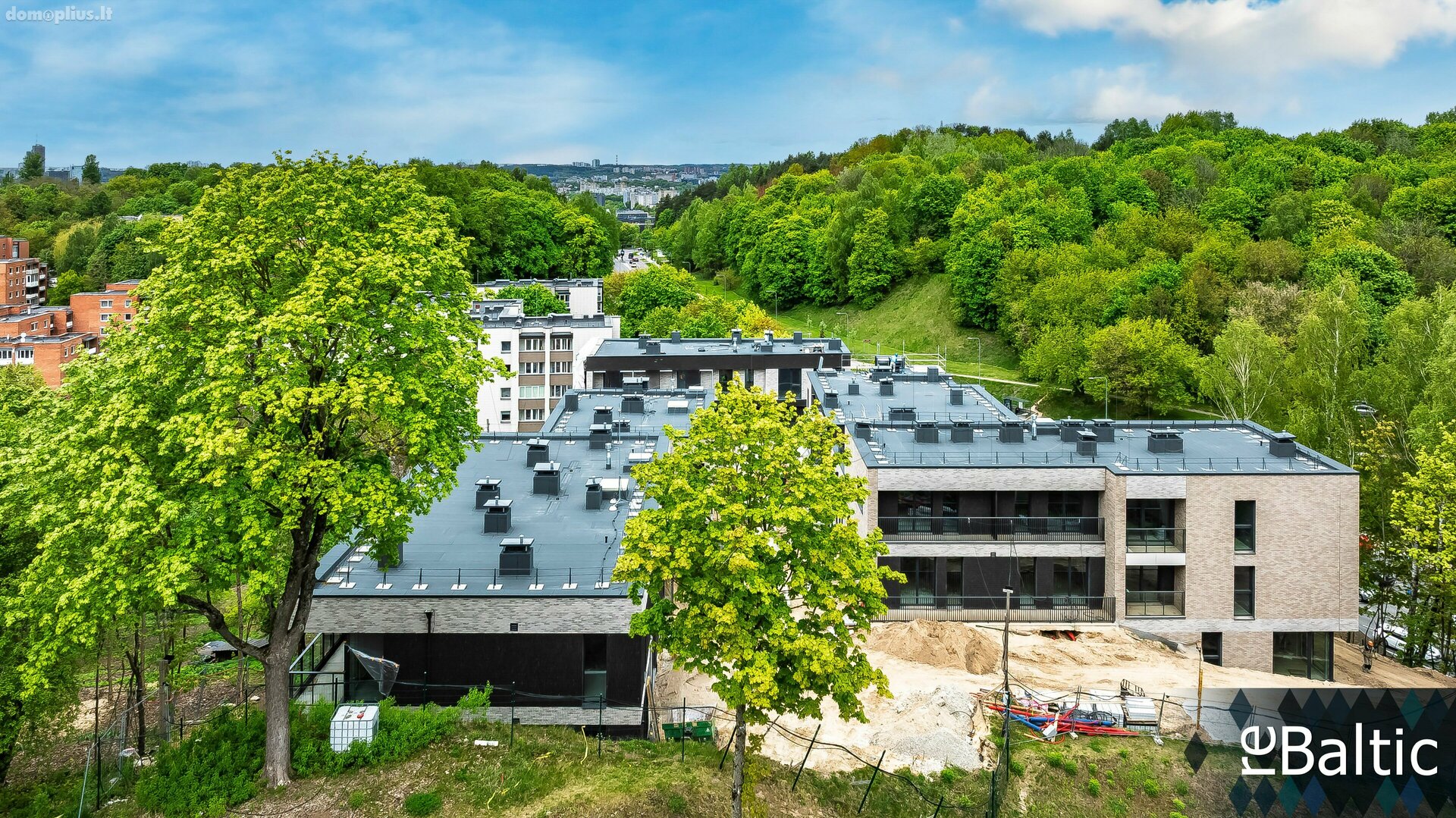 Parduodamas 2 kambarių butas Vilniuje, Užupyje, Filaretų g.
