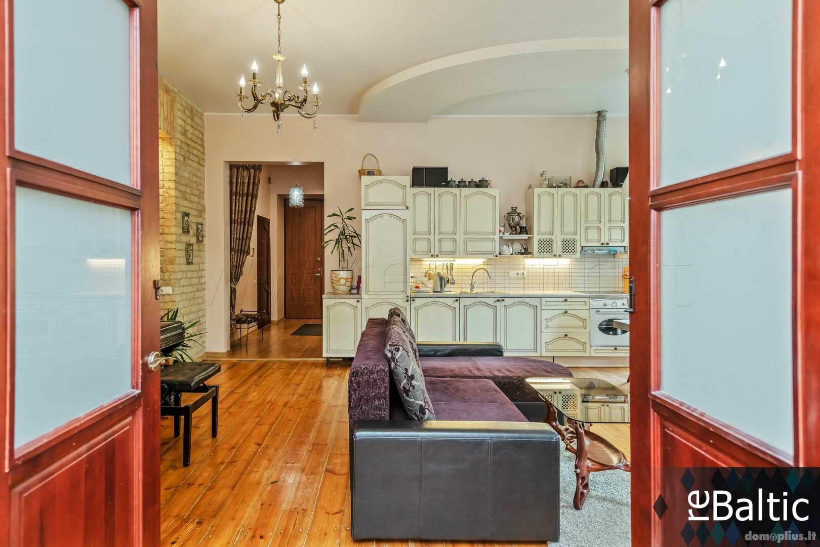 3 rooms apartment for sell Vilniuje, Senamiestyje, M. Daukšos g.