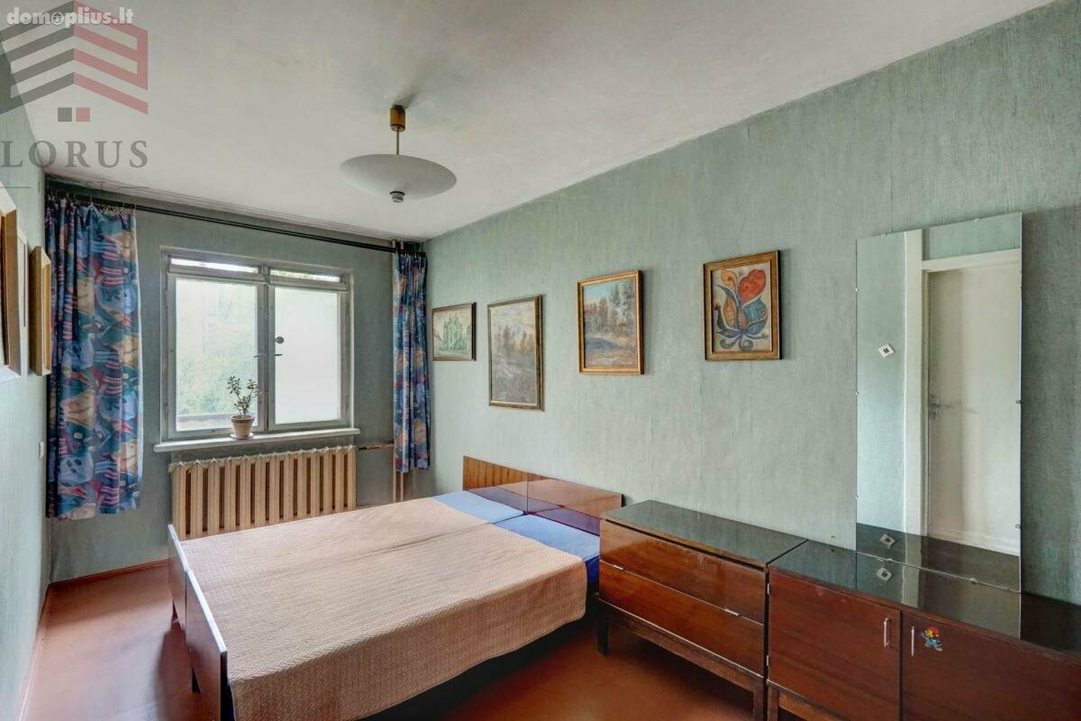 3 rooms apartment for sell Vilniuje, Naujamiestyje, Savanorių pr.