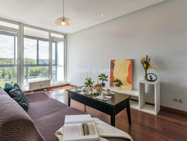 2 room apartment Vilniuje, Karoliniškėse, Algimanto Petro Kavoliuko g.