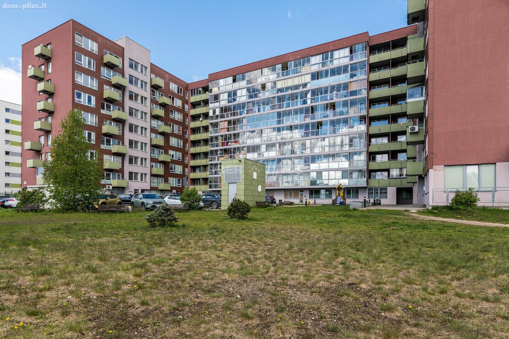 2 rooms apartment for sell Vilniuje, Karoliniškėse, Algimanto Petro Kavoliuko g.